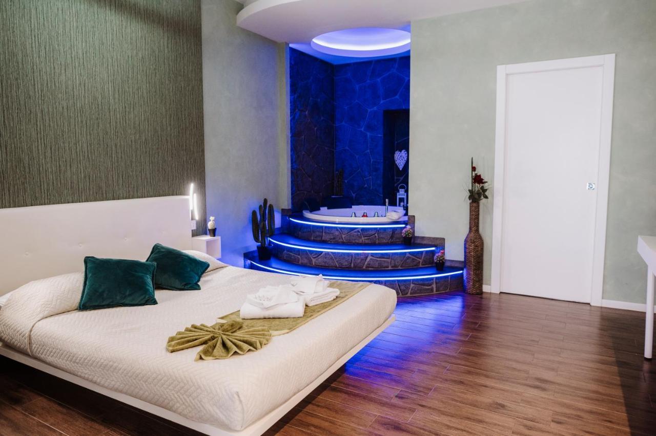 Th Luxury Suite Giardini Naxos Luaran gambar