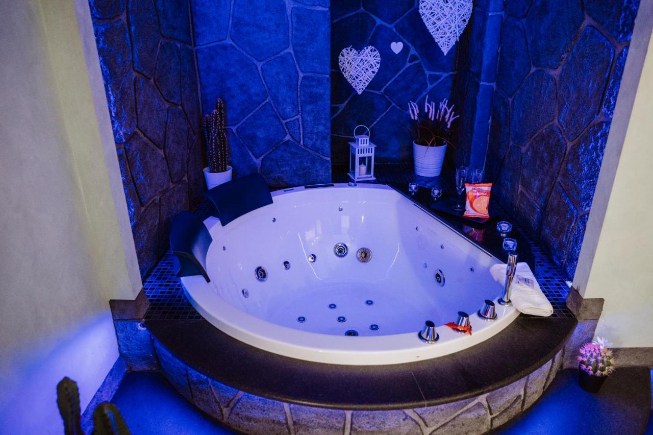 Th Luxury Suite Giardini Naxos Luaran gambar